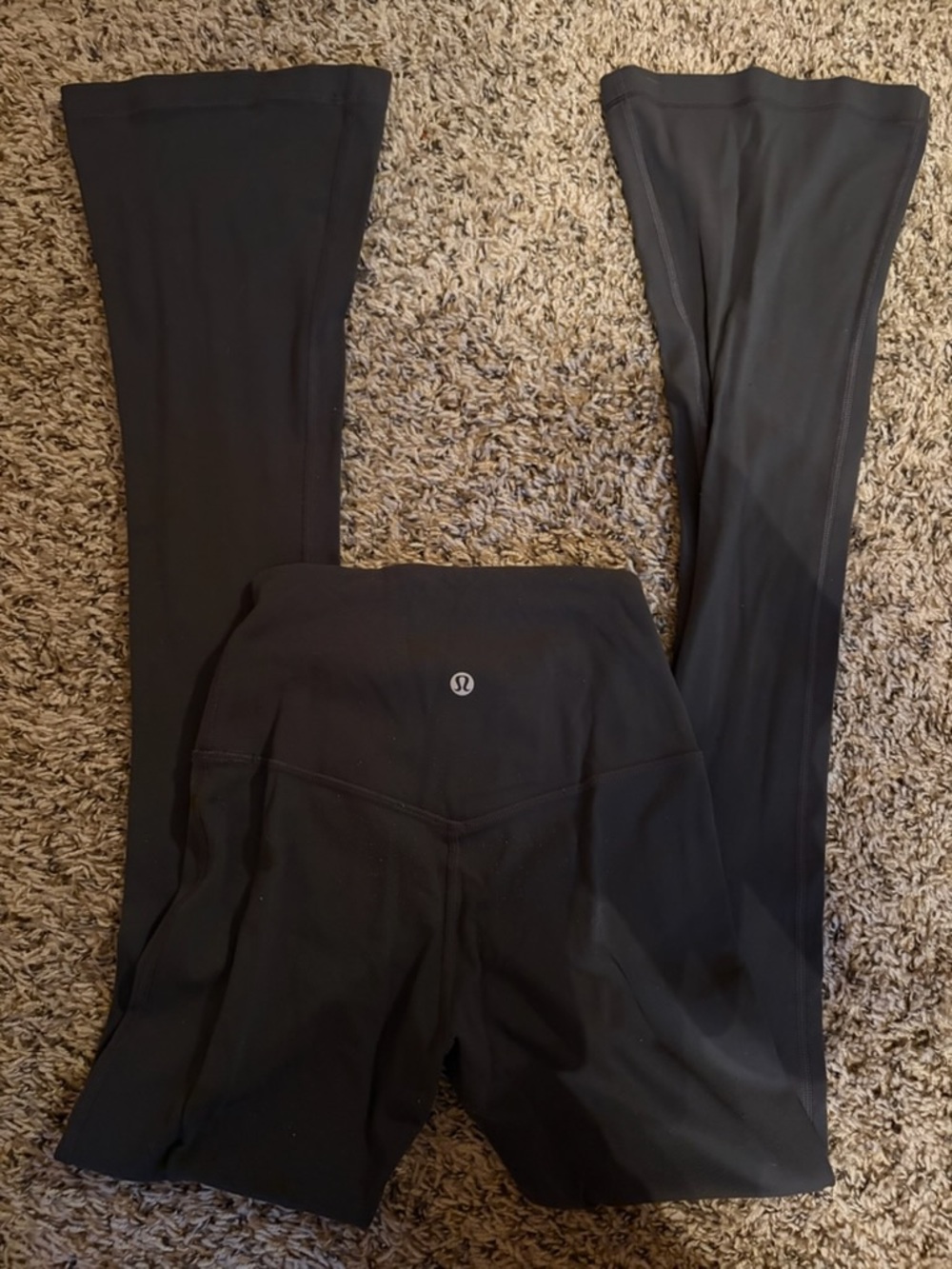 Lululemon athletica dark grey Flare Leggings Size 2. Immediate shipping!